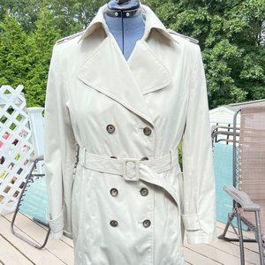 Calvin Klein lined Oyster color Raincoat size L